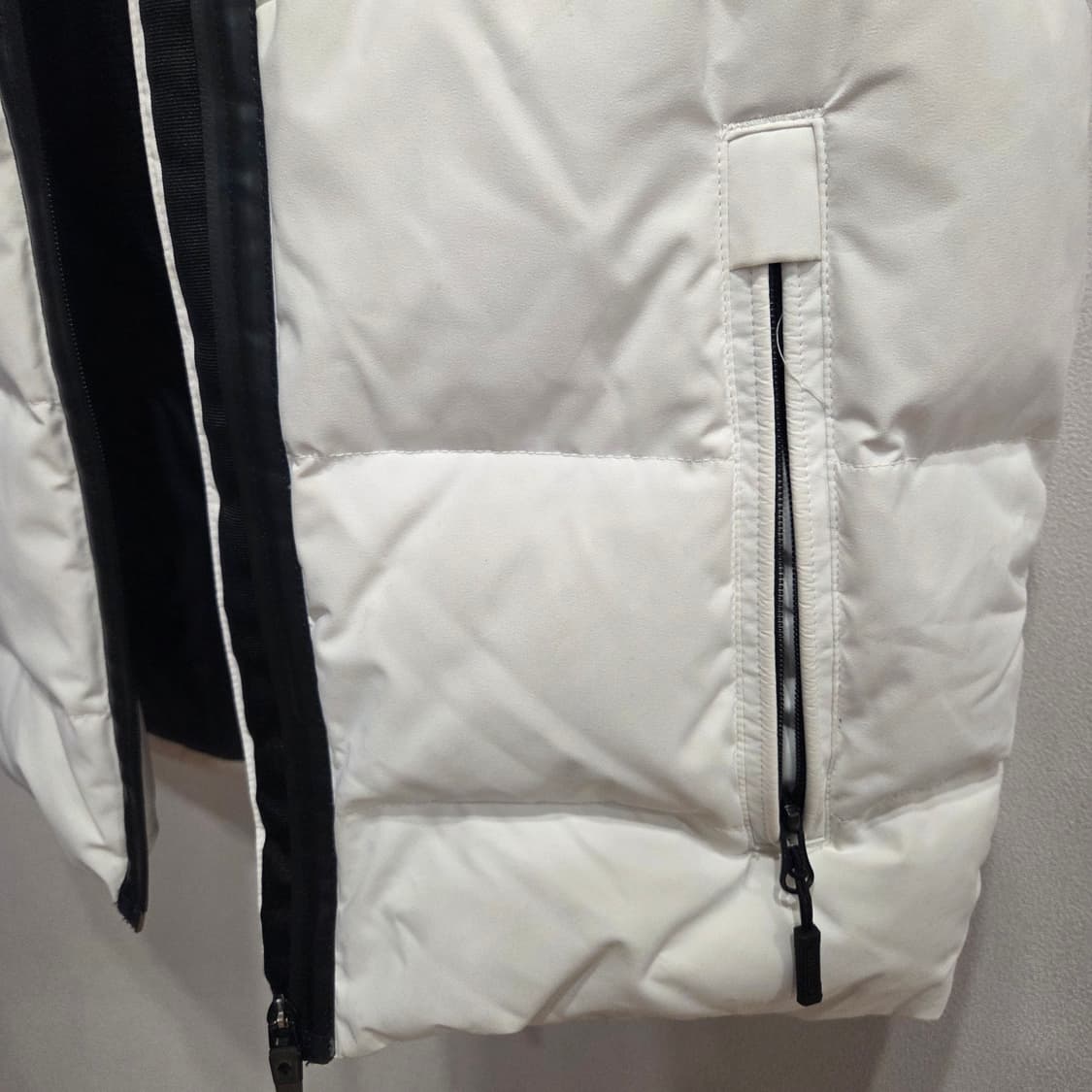 데상트 스위스 스키팀 패딩 조끼 140 상품이미지6