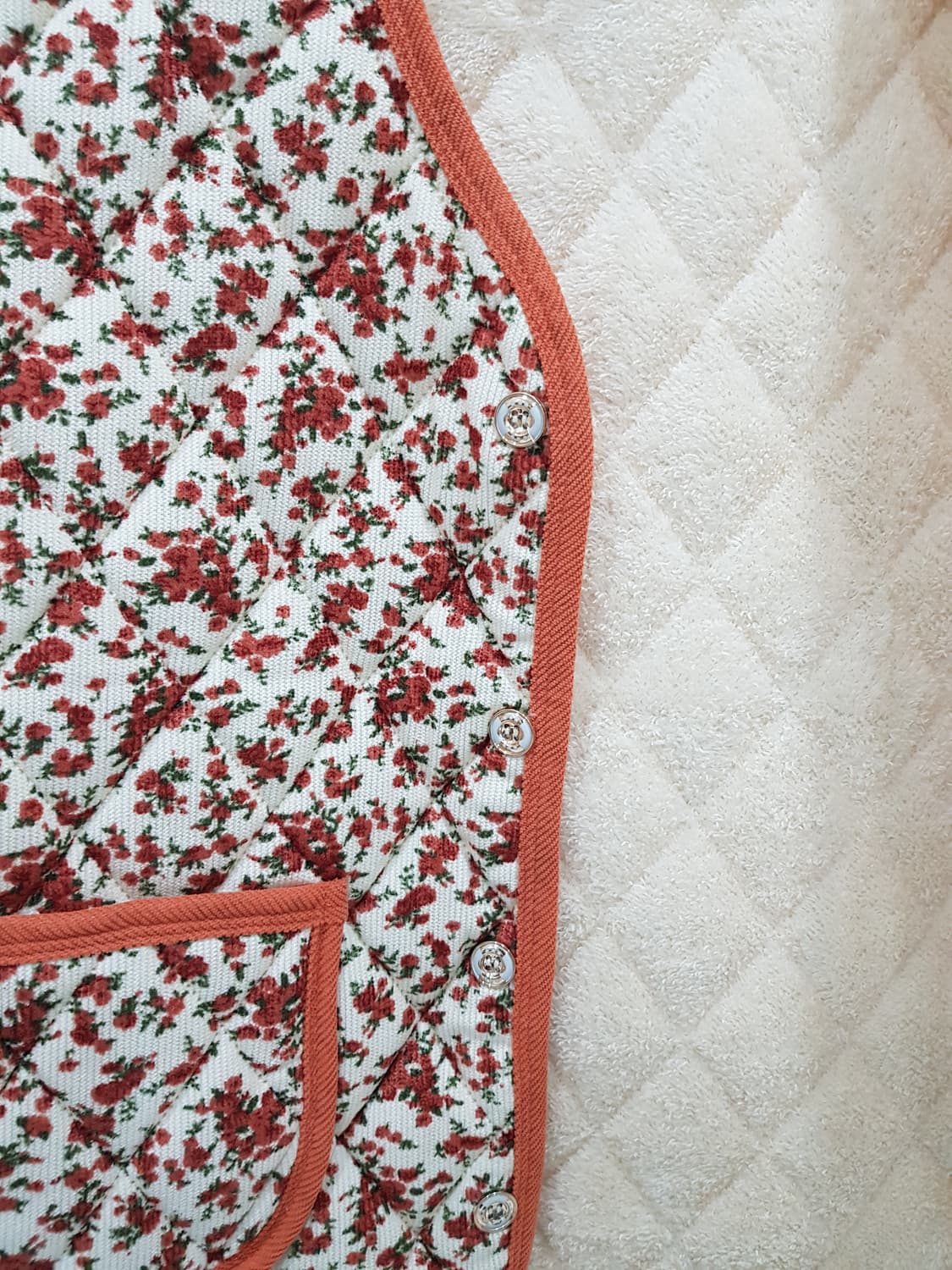 꽃무늬 퀄팅 털조끼 상품이미지3