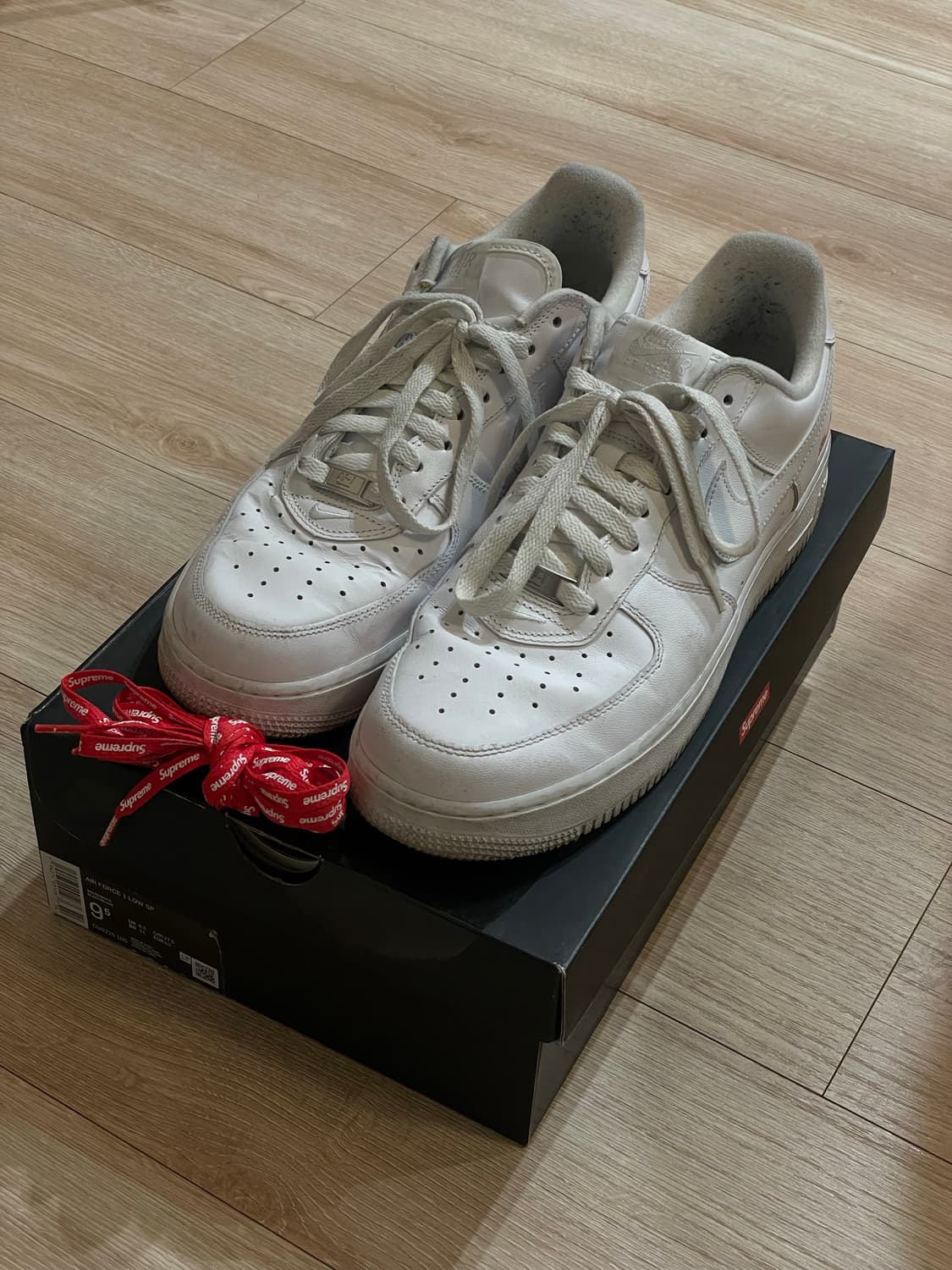 슈프림 나이키 포스 화이트 275 상품이미지1