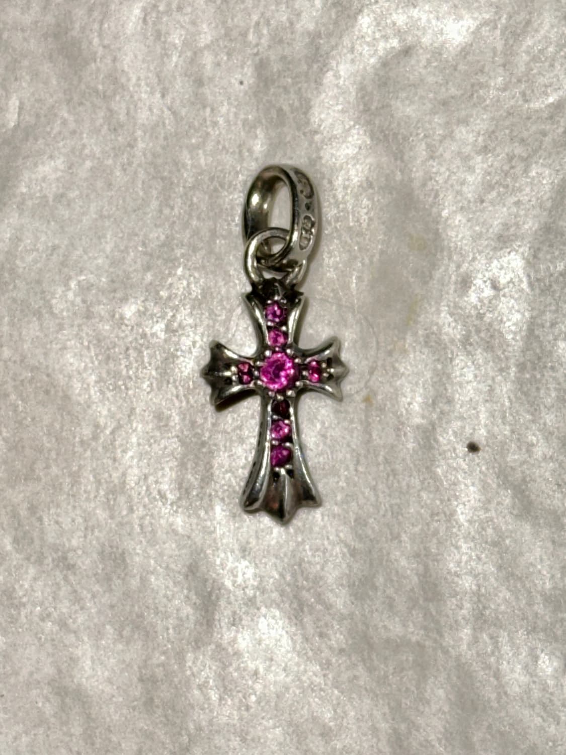 크롬하츠 타이니 크로스 베이비 풀파베 루비 상품이미지2