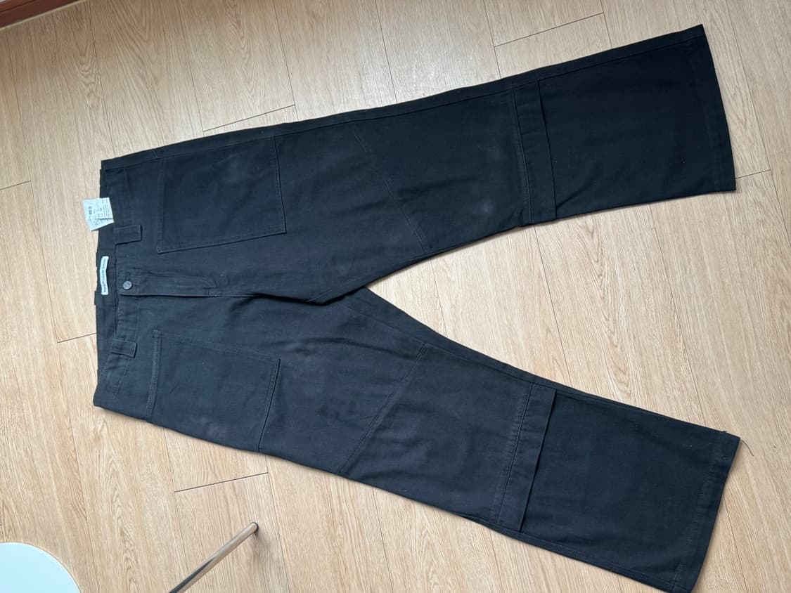 L[미착용보관오염있음)플라스틱프로덕트 MPa 웨이브 지퍼 팬츠 블랙 (보 상품이미지9