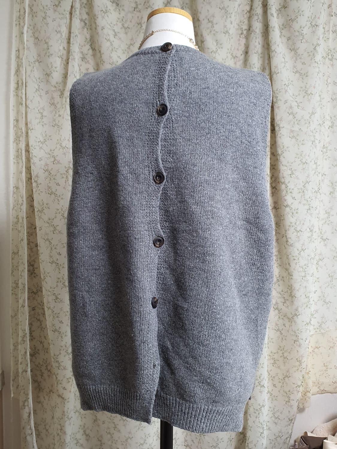 [빈티지] 포켓 니트 조끼 그레이 모리걸 상품이미지1