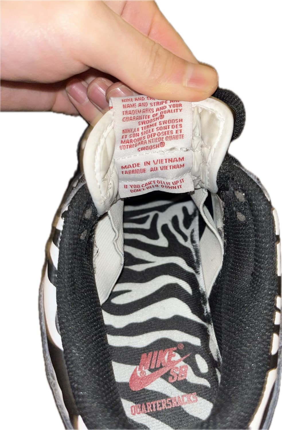 나이키 SB 쿼터스낵 덩크 로우 블랙 제브라 235 상품이미지4