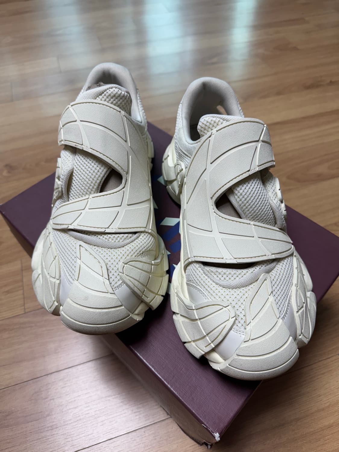 캠퍼랩 토르멘타 스니커즈 상품이미지2