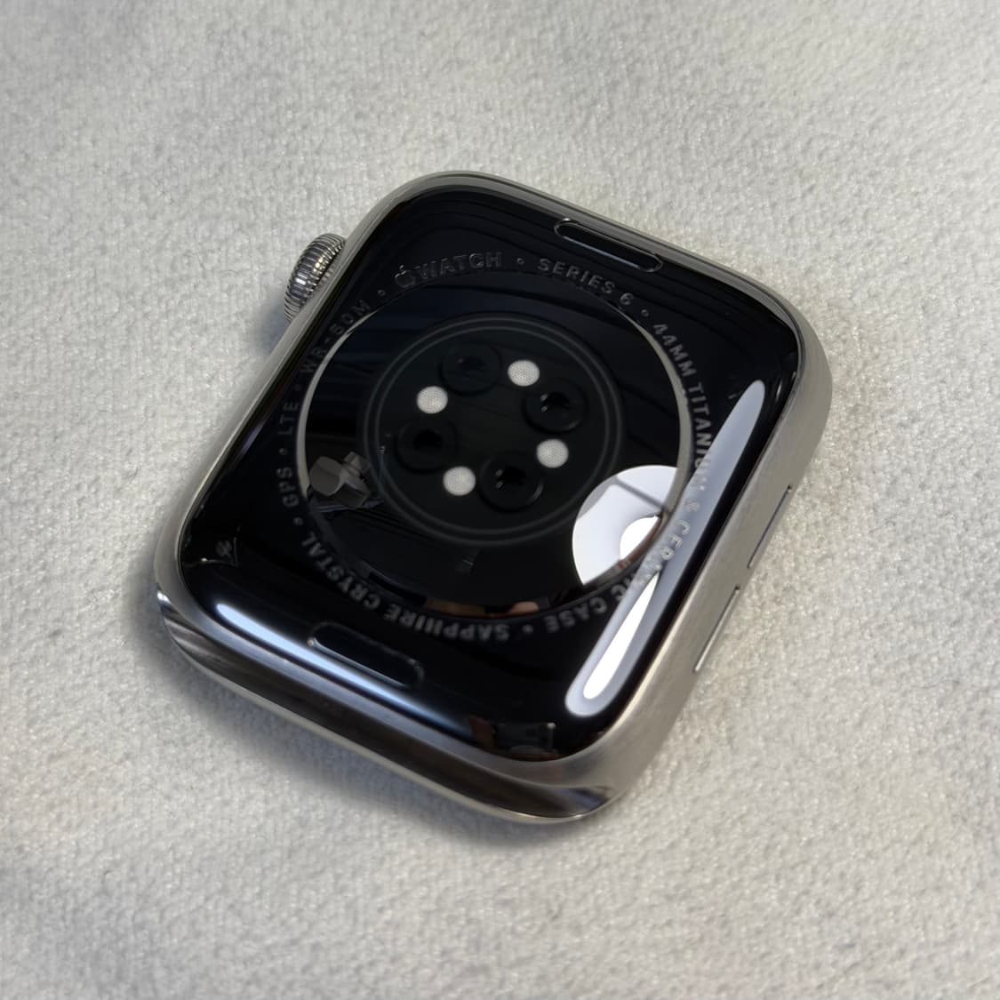 애플워치 6 티타늄 에디션 44mm 상품이미지5