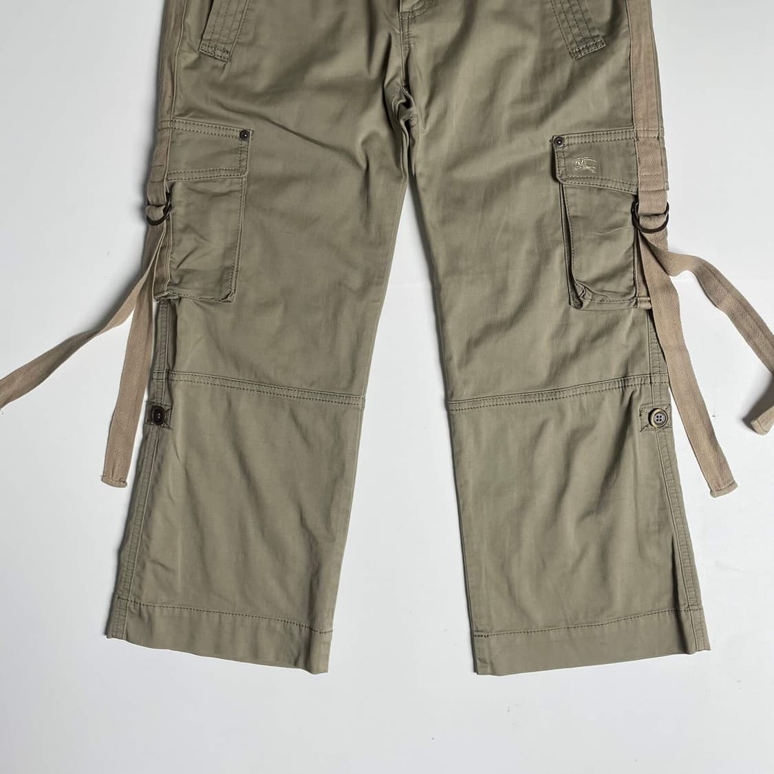 Burberrt 카키 벨트 7부 카프리 팬츠 상품이미지4