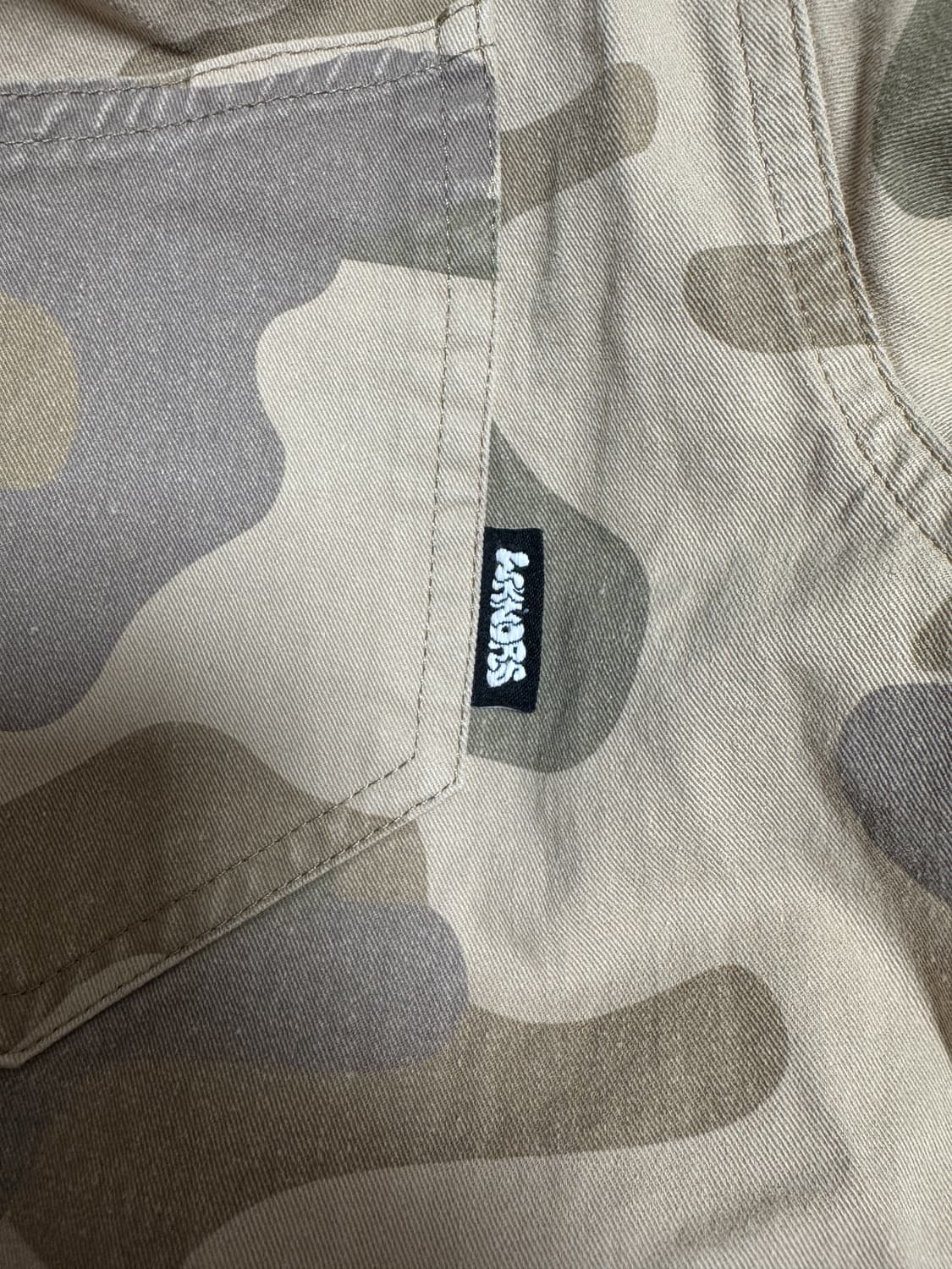 위캔더스 피로 카모 셔츠 상품이미지4