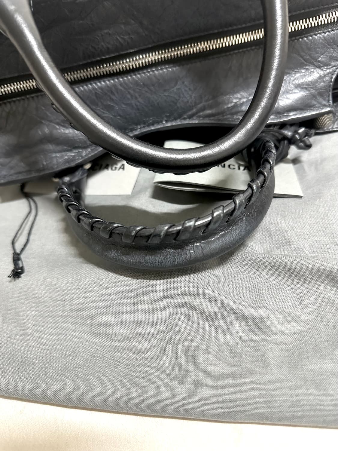 [SA급 정품] 발렌시아가 네오카골 스몰 블랙 더티이펙트 상품이미지3