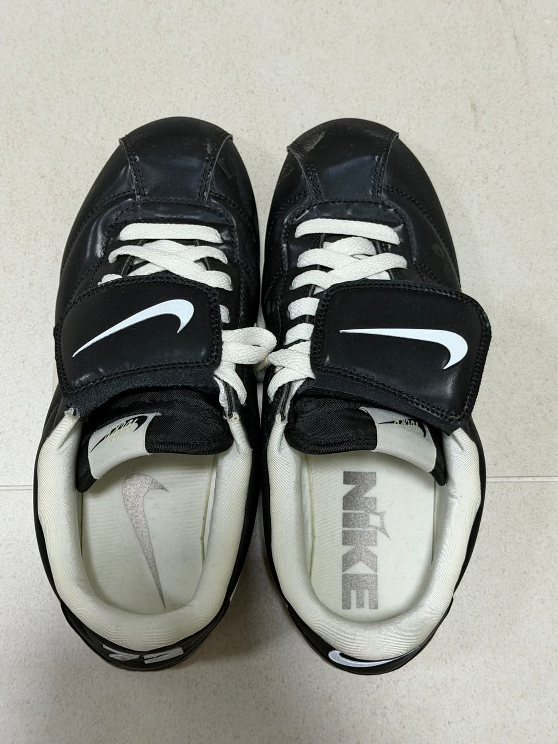 나이키 코르테즈 se 240 상품이미지1