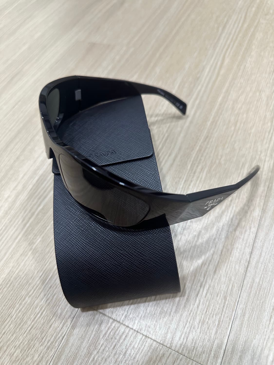 PRADA 칸예 선글라스 상품이미지2