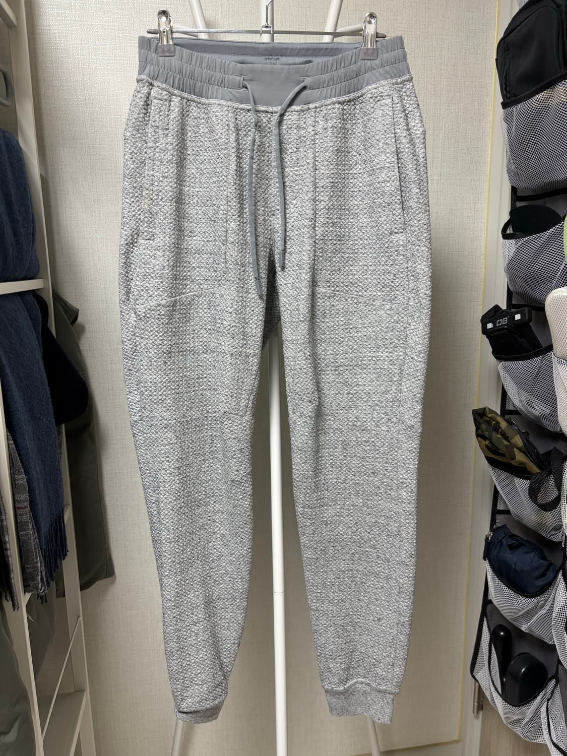 룰루레몬 회색 트레이닝 바지 S 상품이미지1