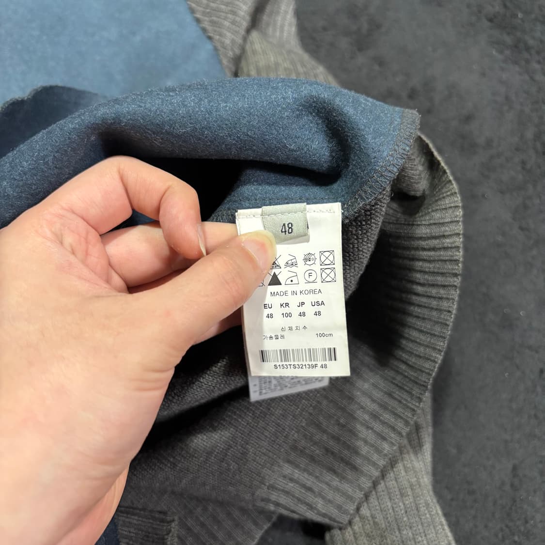 48 100 솔리드옴므 캐시미어 블렌드 배색 헨리넥 니트 상품이미지5