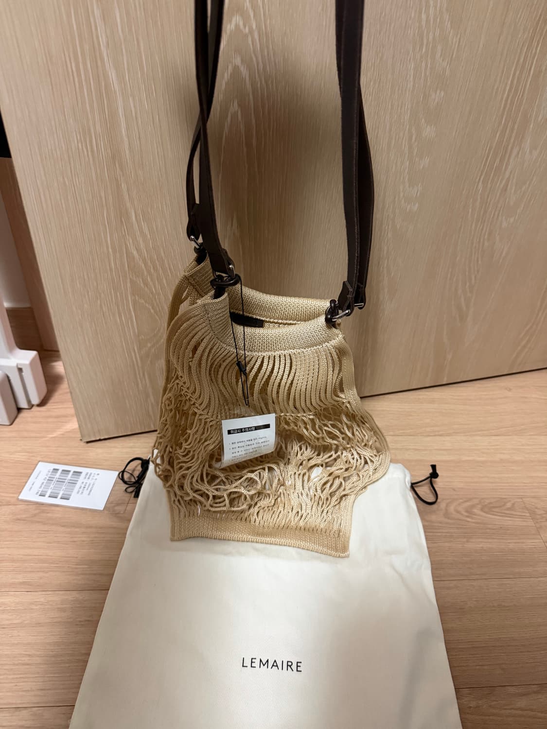 르메르 미디움 필트 네트백 상품이미지1