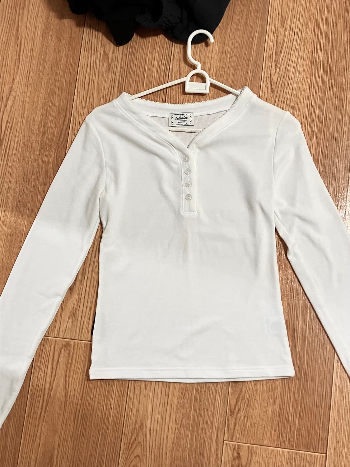 벨리아르 데이지 롱슬리브 헨리넥프릴레이스 상품이미지4