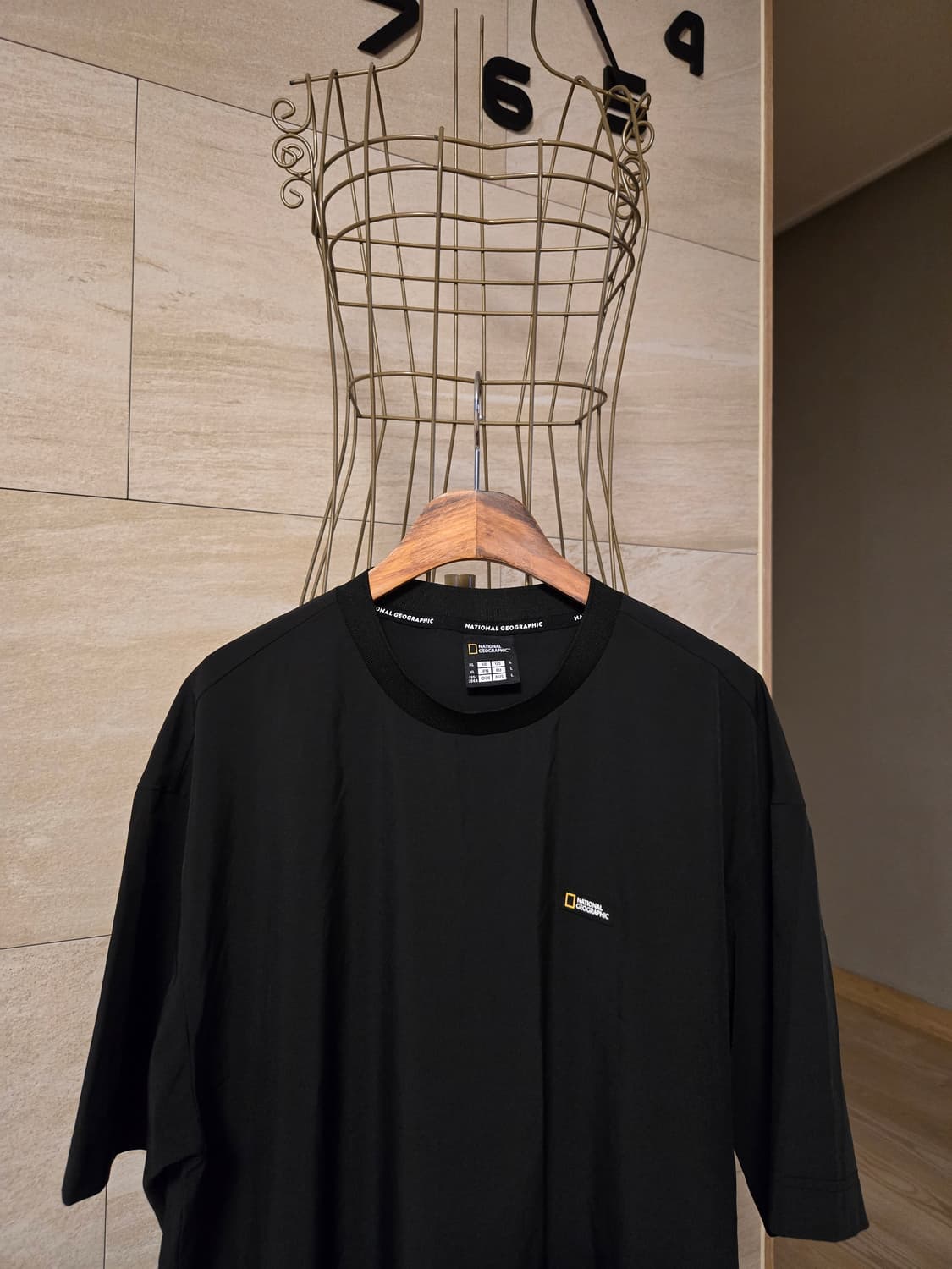 [105] 내셔널지오그래픽 남성 반팔티 상품이미지2
