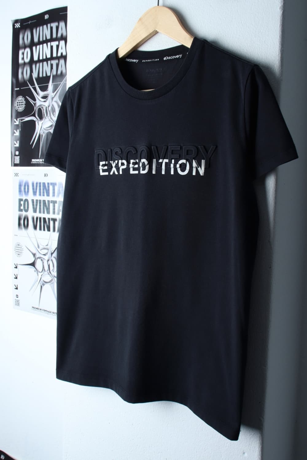 W(XL) 디스커버리 반팔 티셔츠 에이징 빅로고 블랙-7BAF 상품이미지1