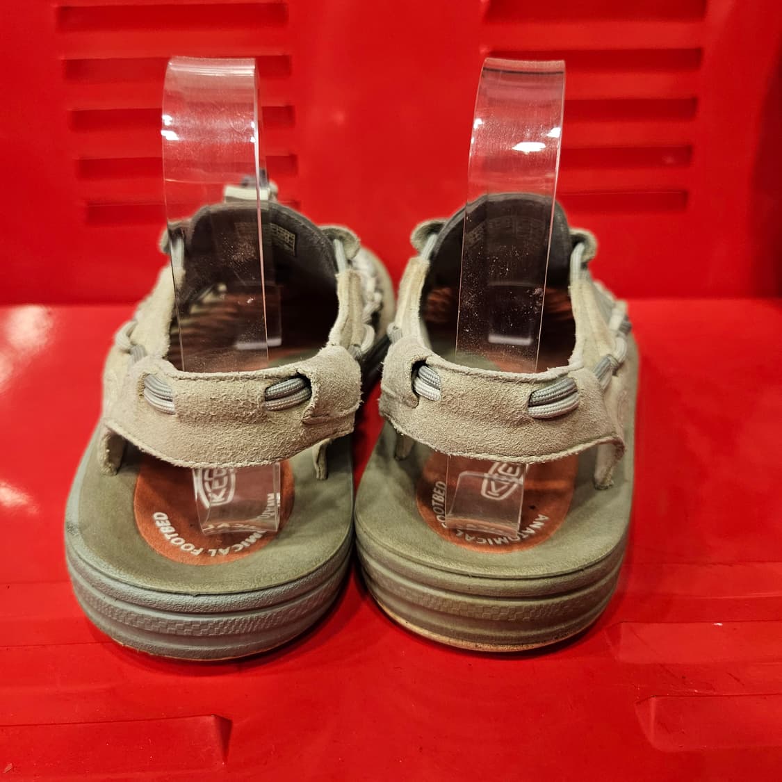 킨(KEEN) 유니크 샌들 255size 상품이미지4