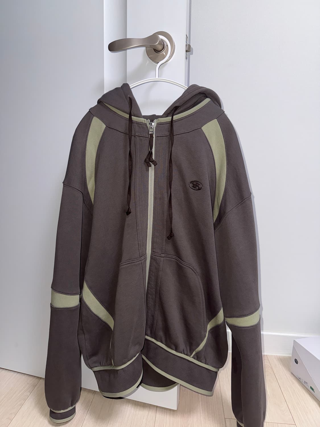 산산기어 후드집업 상품이미지1