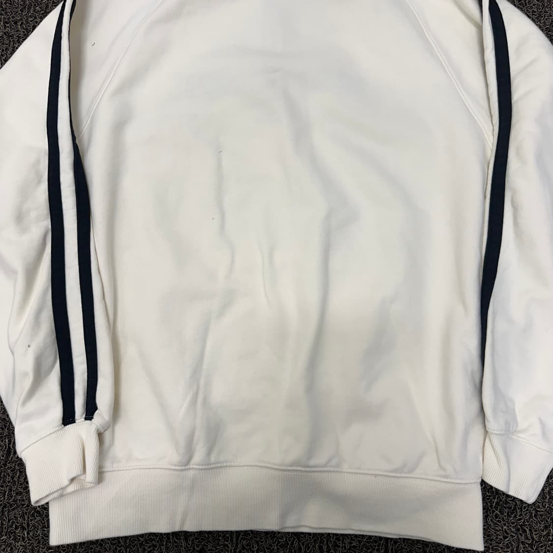 OIOI 5252 오아이오아이 반집업 맨투맨 F 상품이미지7