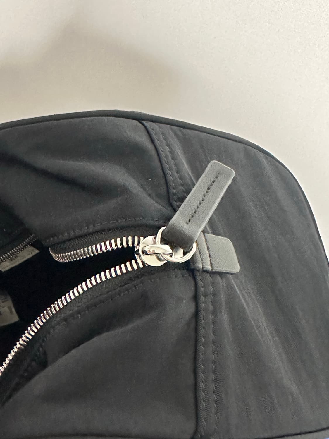마뗑킴 스포티 토트백 Matin Kim Sporty Tote Bag 상품이미지5