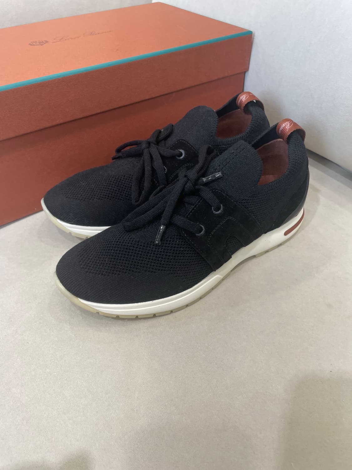 로로피아나 여성스니커즈 상품이미지1