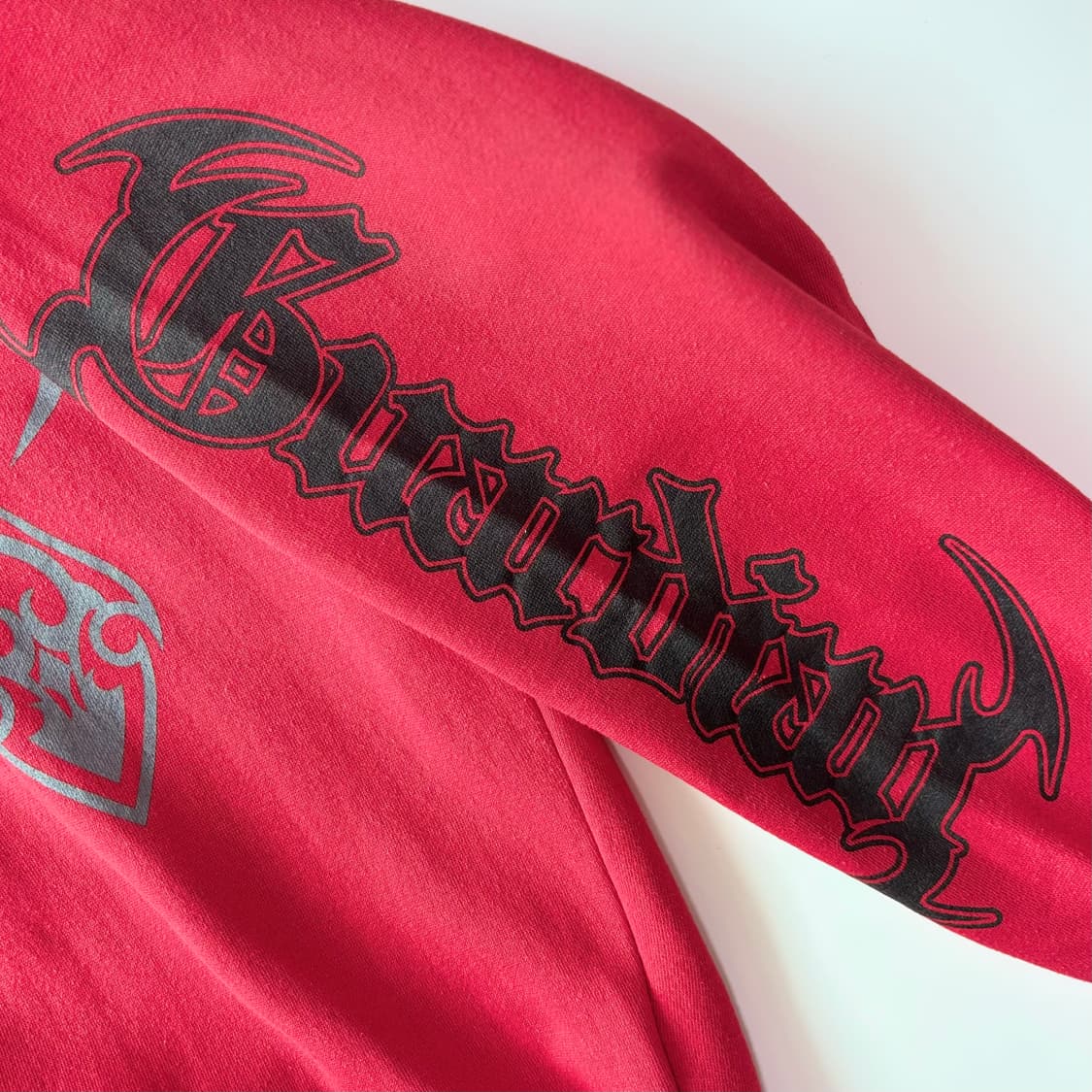 보메르 고딕 그래픽 오버사이즈 레드 맨투맨 상품이미지4