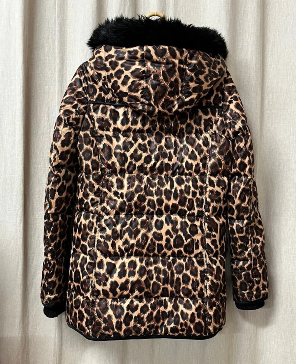 Y2k 갸루 쥬시 꾸뛰르 레오파드 패딩  상품이미지2
