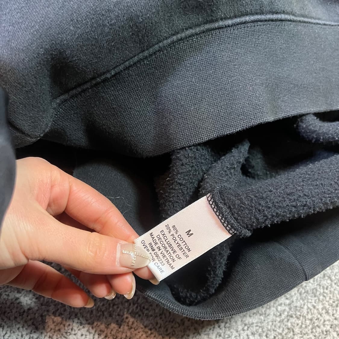 에센셜 빅로고 스웻셔츠 상품이미지5