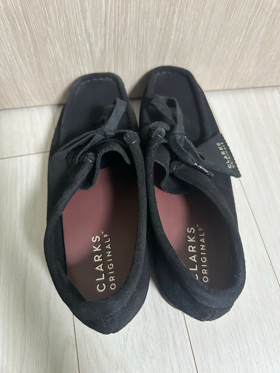 230) 클락스 왈라비 블랙 스웨이드 상품이미지3