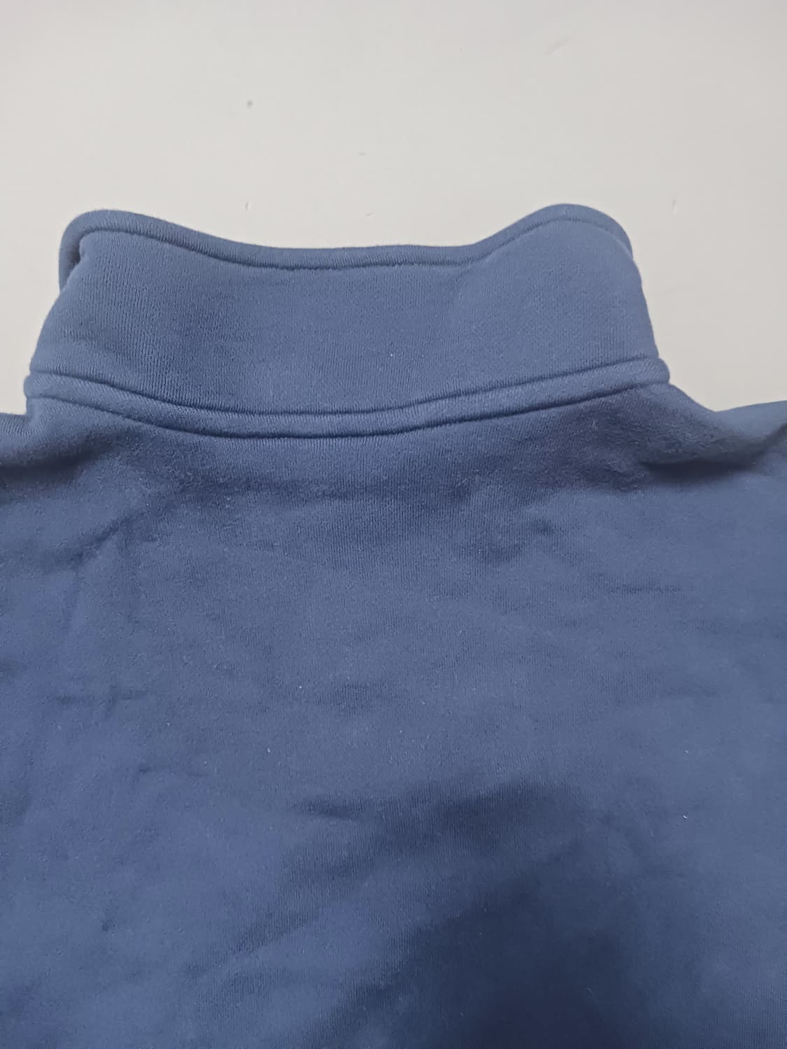 [L] 커버낫 하프집업 아치로고 맨투맨 네이비 상품이미지8