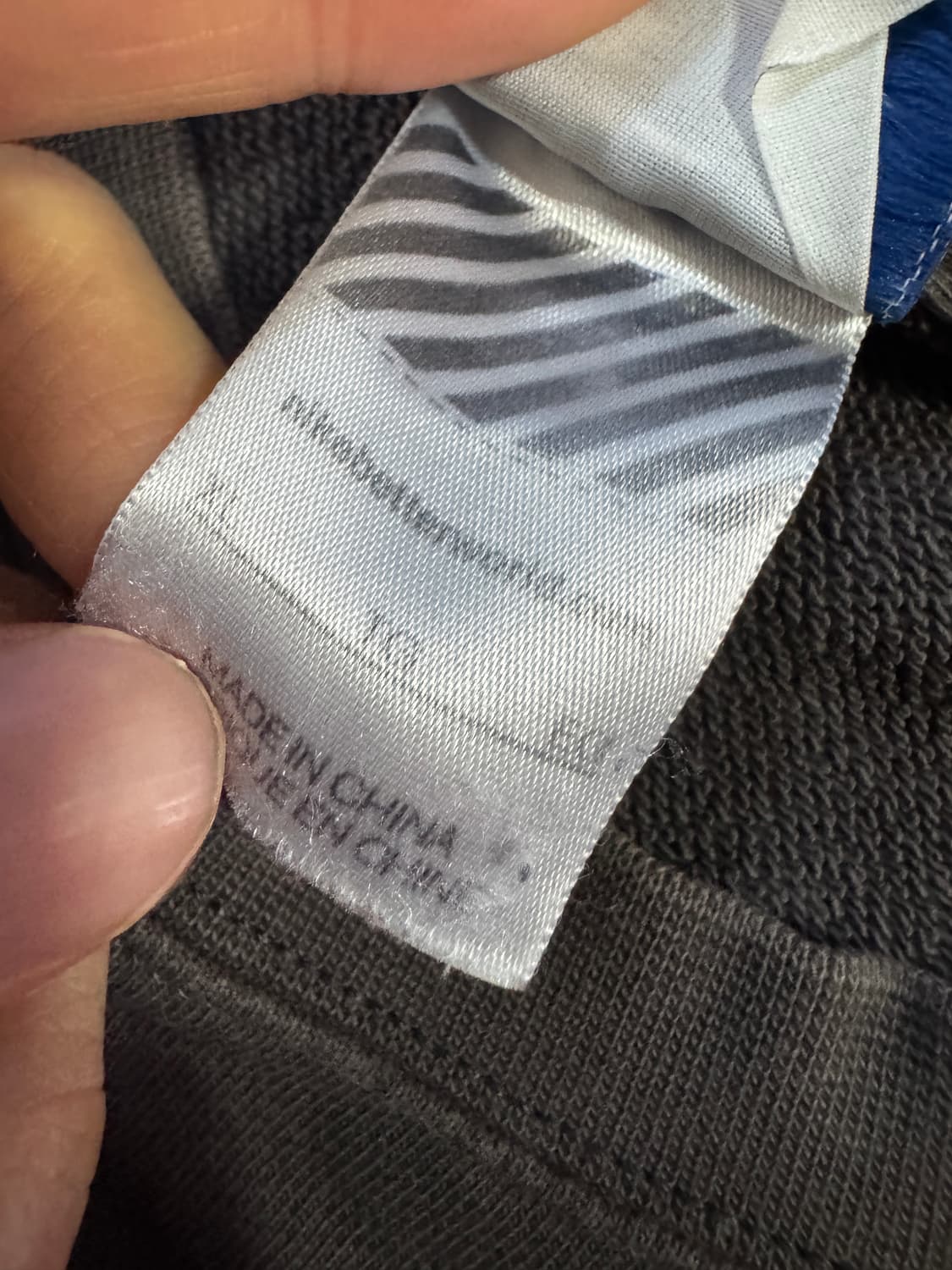 나이키 올드스쿨 Track & Field 백 프린팅 맨투맨 XL 상품이미지4