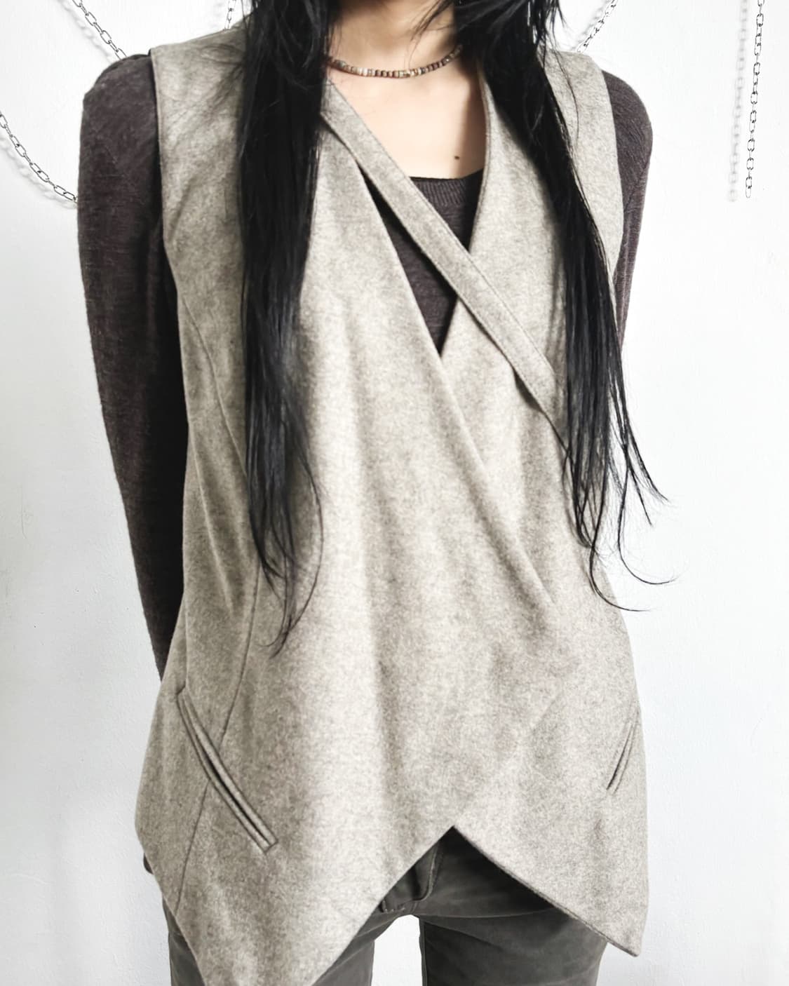 하이더아커만 사선 본디지 레이어드 울 베스트 상품이미지5