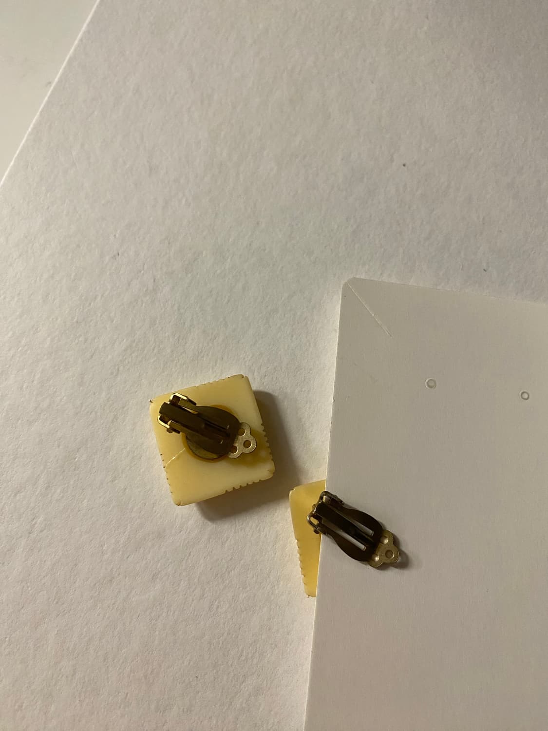 빈티지 옐로우 사각 귀걸이 상품이미지5