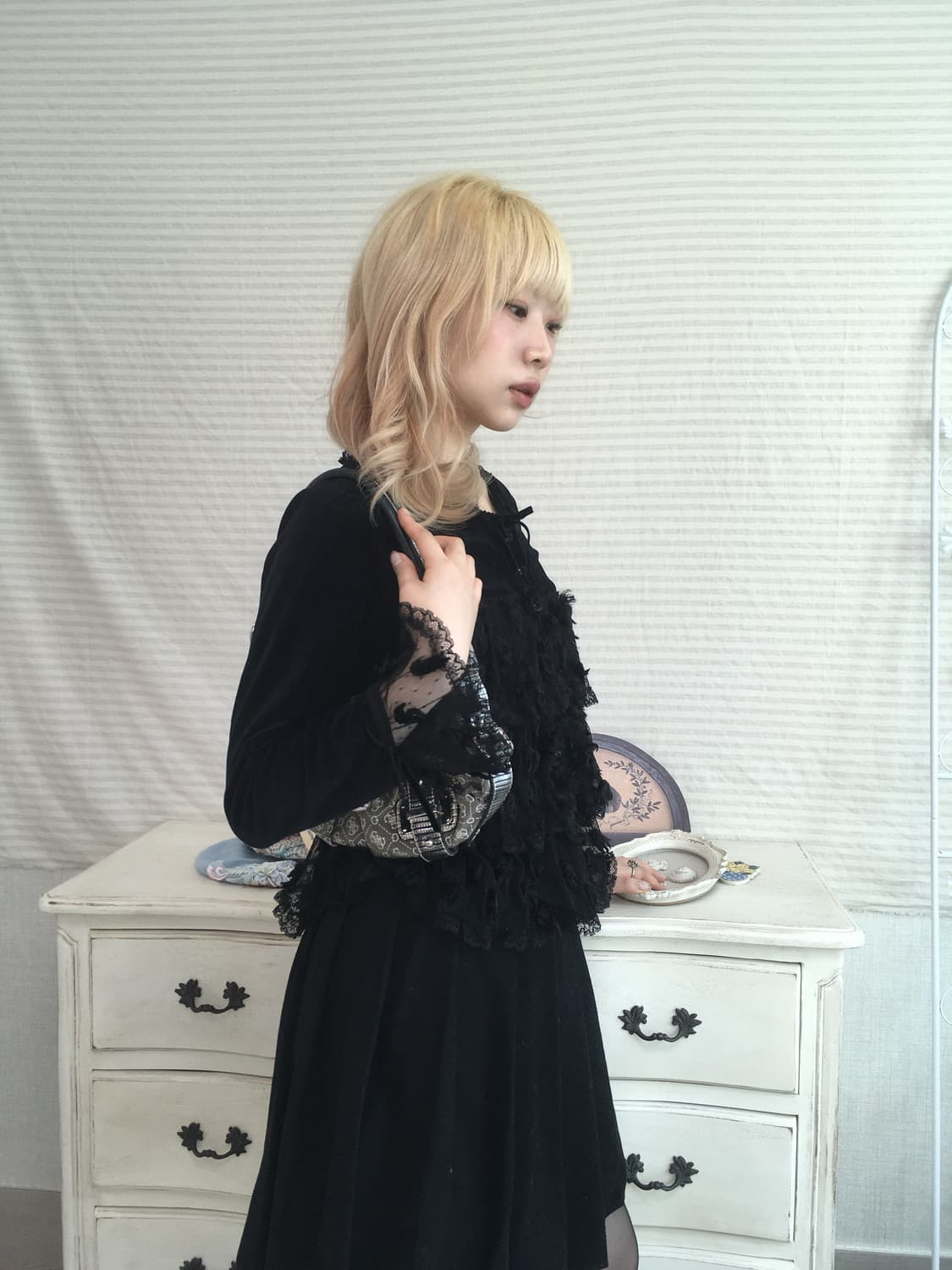 black velour fringe lace cancan blouse 상품이미지9