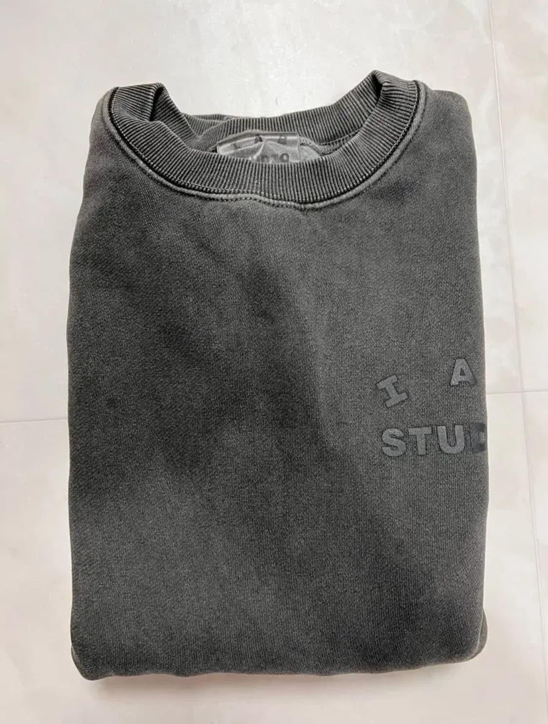 아이앱스튜디오 피그먼트 맨투맨 상품이미지1