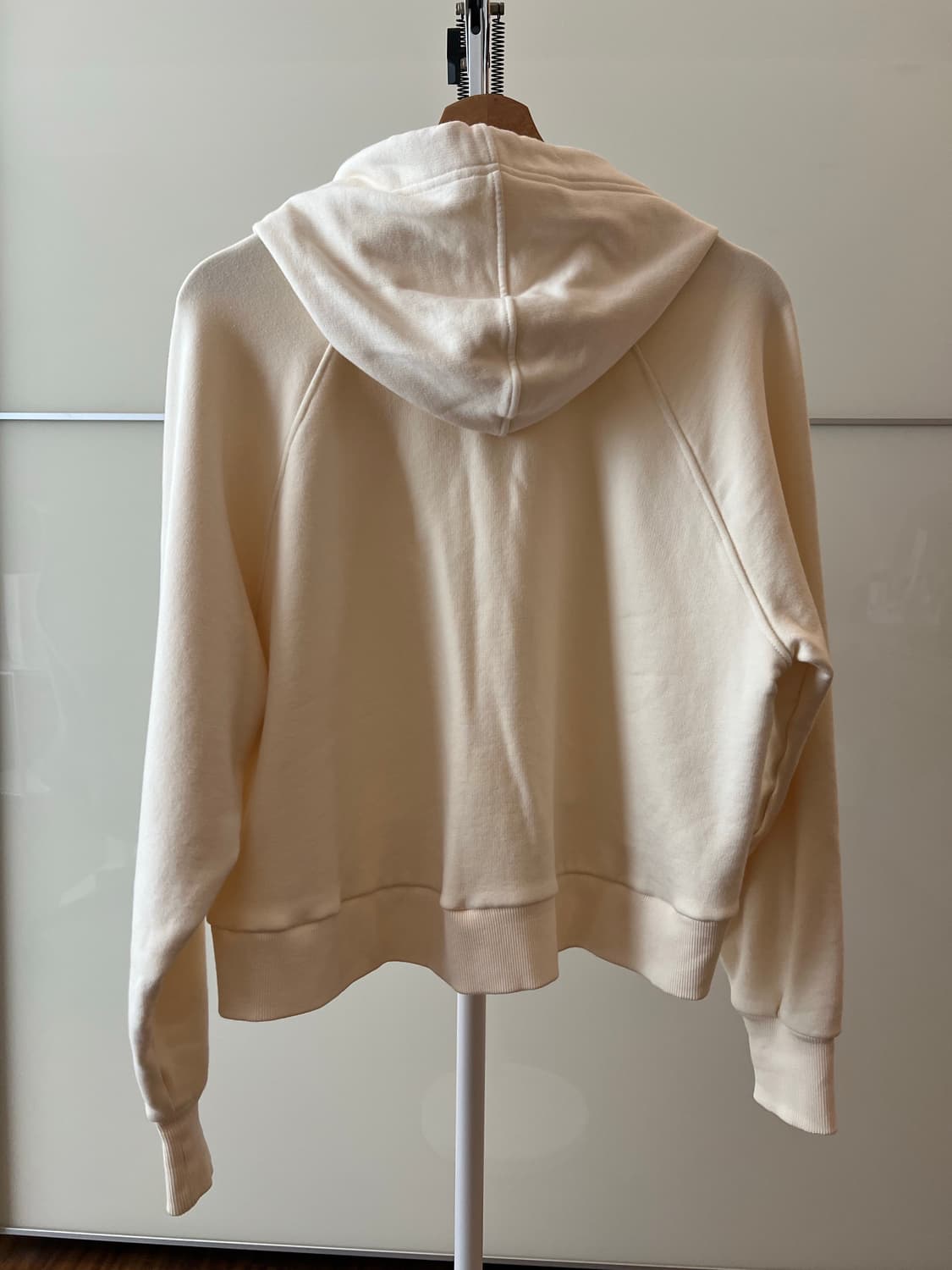 막스마라 크롭 후디 상품이미지2