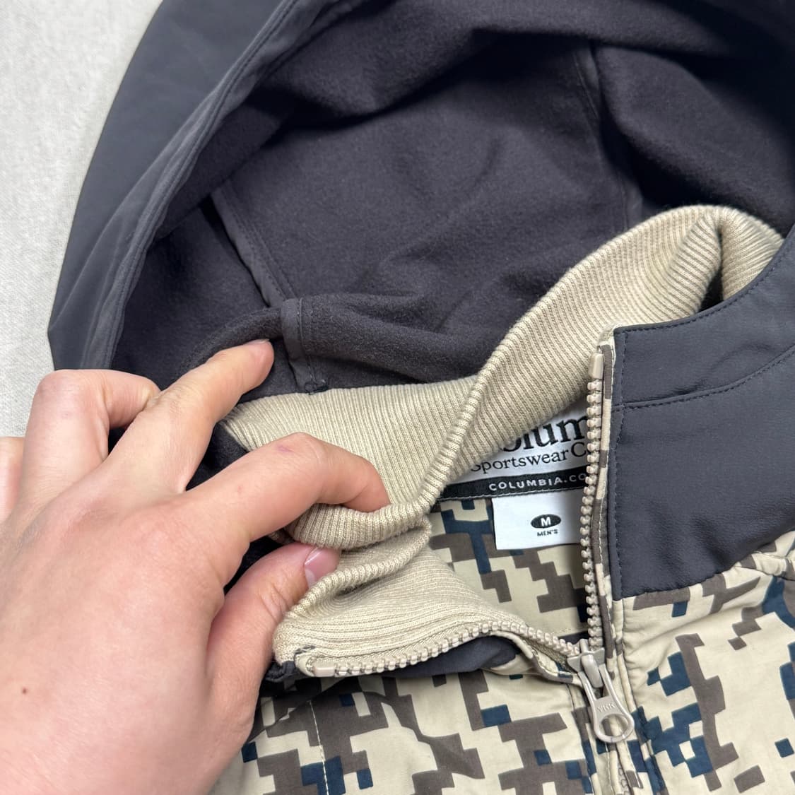 컬럼비아 밀리터리 배색 후드집업 점퍼 M 상품이미지5