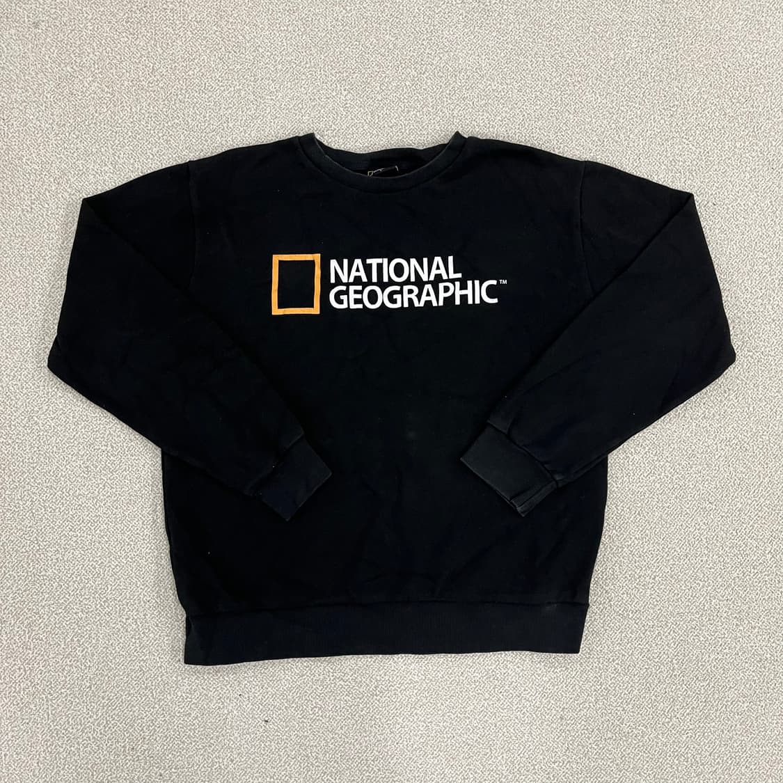 L 내셔널지오그래픽 빅로고 맨투맨 0123M 상품이미지1