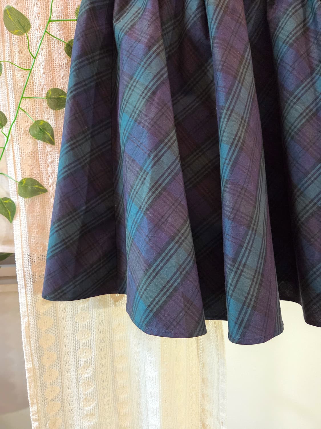 earth music 체크 미디 스커트 상품이미지3