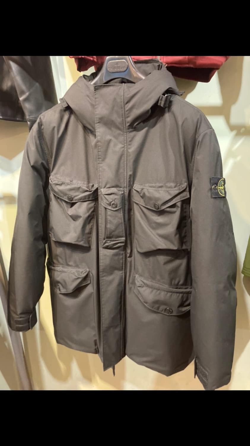 스톤아일랜드 립스탑 고어텍스 패딩 상품이미지1