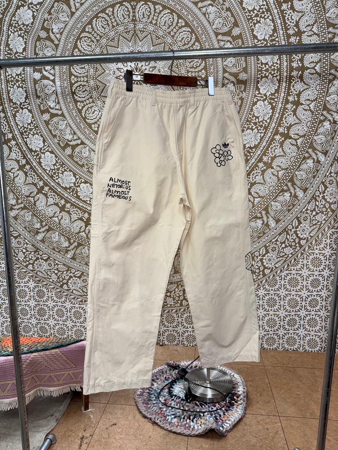 아디다스x마크곤잘레스 슈무포일 페인트 밴딩 코튼팬츠  상품이미지4