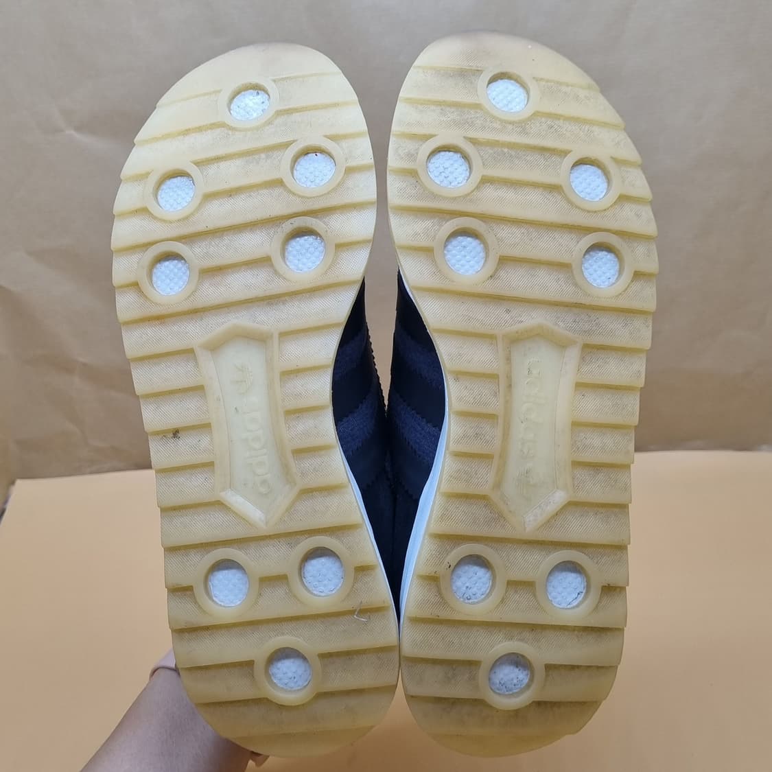 아디다스 플레시백 여성운동화235. 상품이미지3