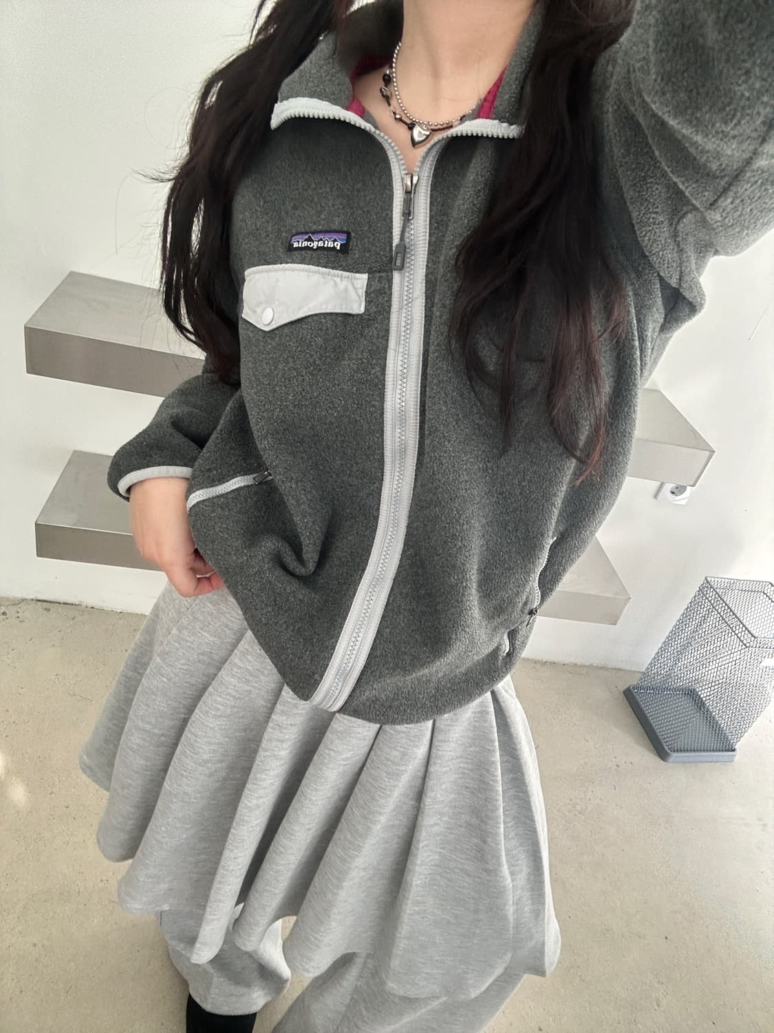 파타고니아 신칠라 그레이 플리스 후드집업  상품이미지2