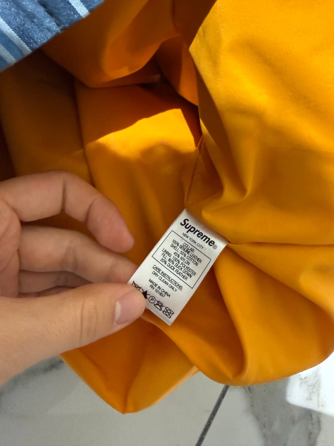 슈프림 FW19 레더 카라 체크 푸퍼 자켓  상품이미지7