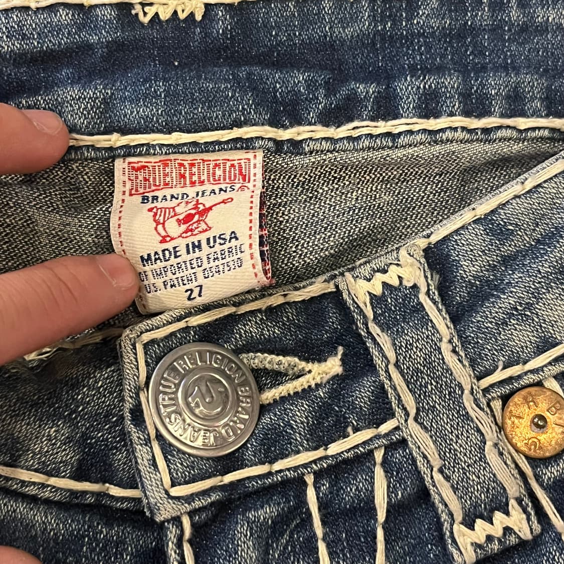 트루릴리전 조이수퍼티 흰색 스티치 부츠컷 데님팬츠 상품이미지5