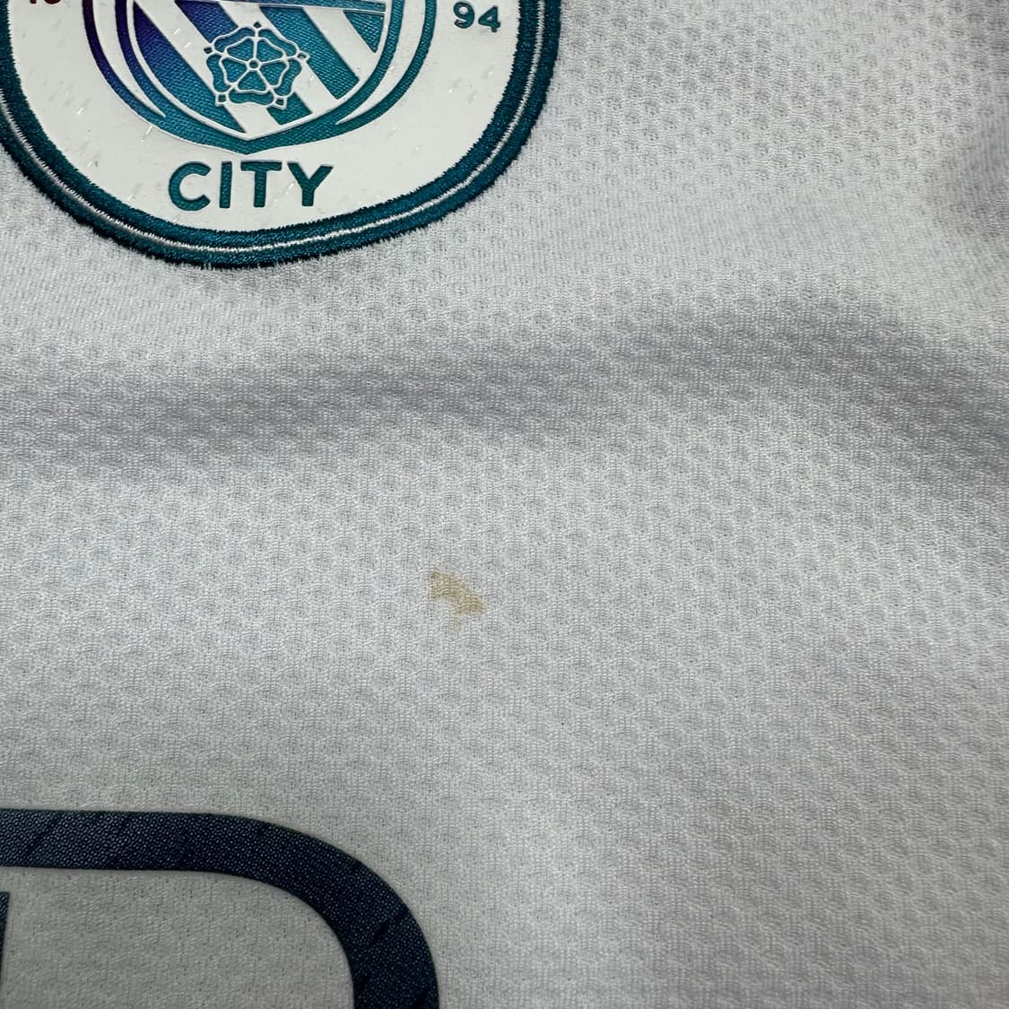 ✨ (바배) 푸마 21-22 맨시티 어웨이 그릴리쉬 축구 유니폼  상품이미지5