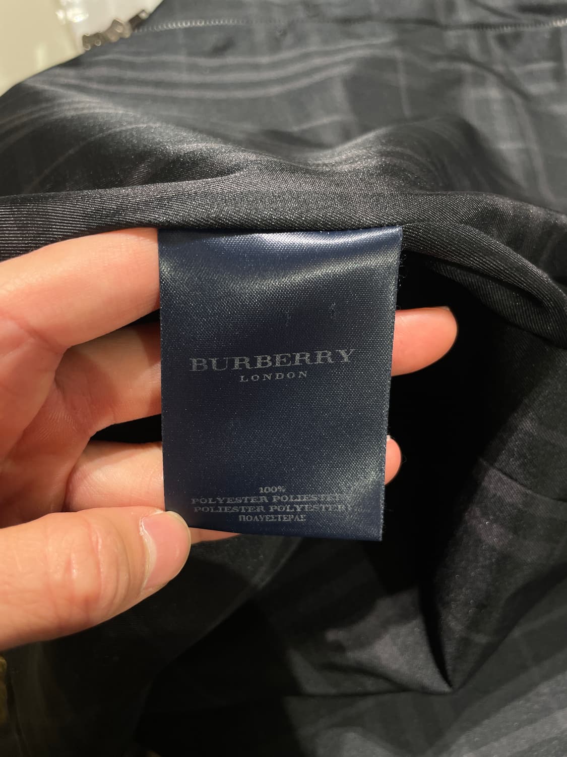 버버리 블랙 노바체크 히든 집업 버튼 폴리에스터 코트 상품이미지8