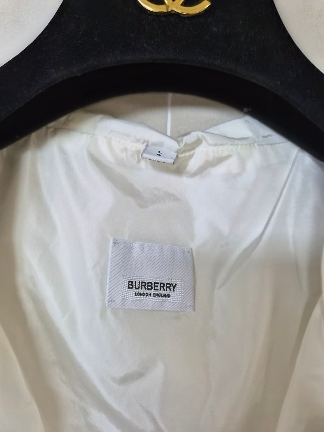 버버리정품 여성바람막이 95~100 상품이미지2