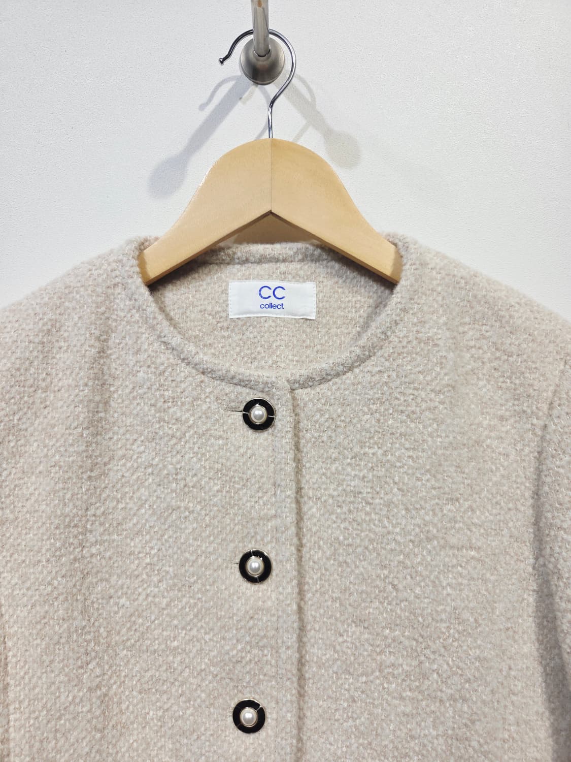 씨씨콜렉트(CC collect) 부클 라운드넥 크롭 자켓 상품이미지3