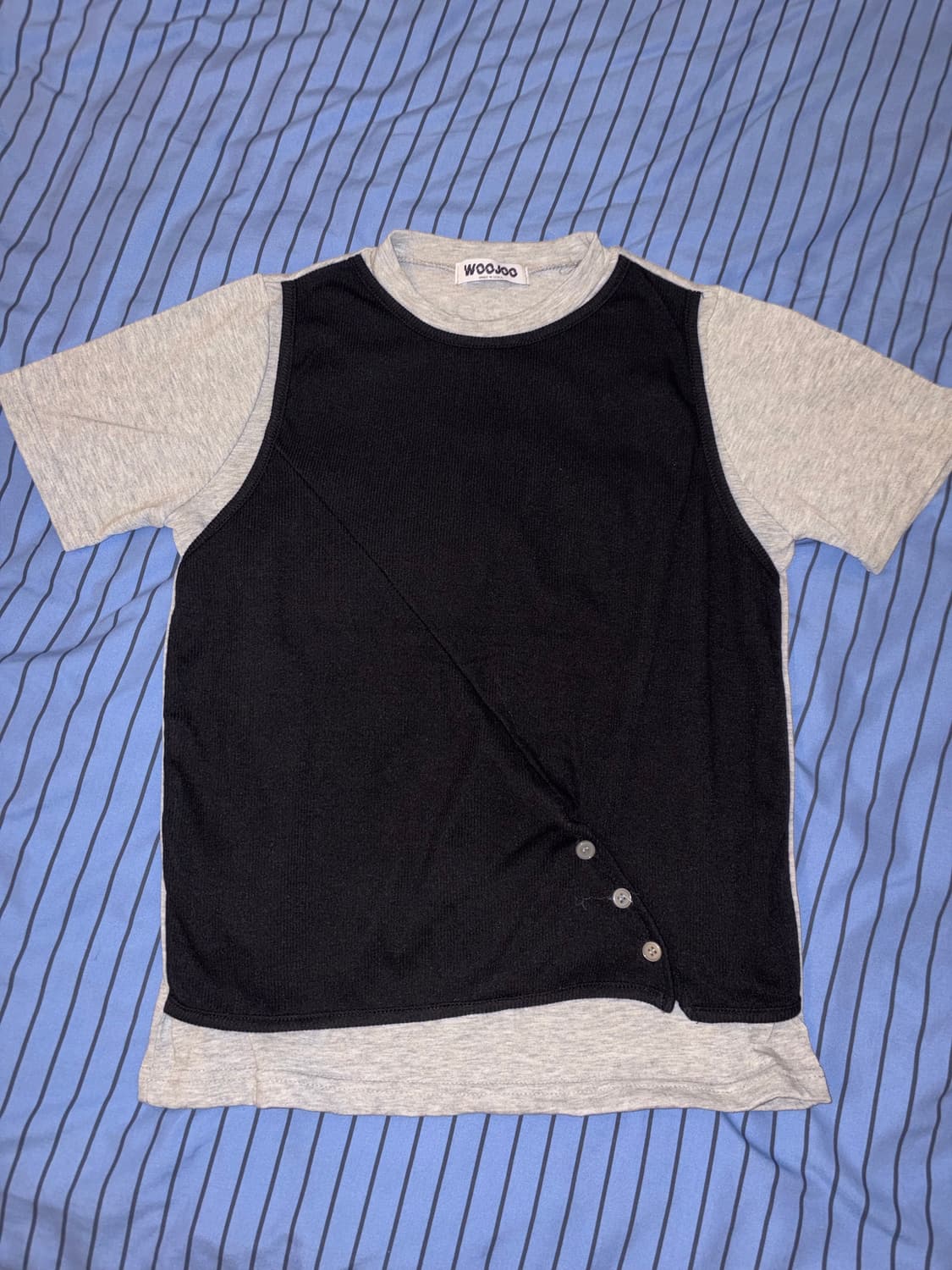 레이어드 단추티 상품이미지1